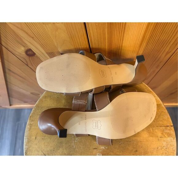 Ann Taylor 7M Brown Leather Heel Sandal Square Toe Minimalist Classic Slide - Picture 7 of 8